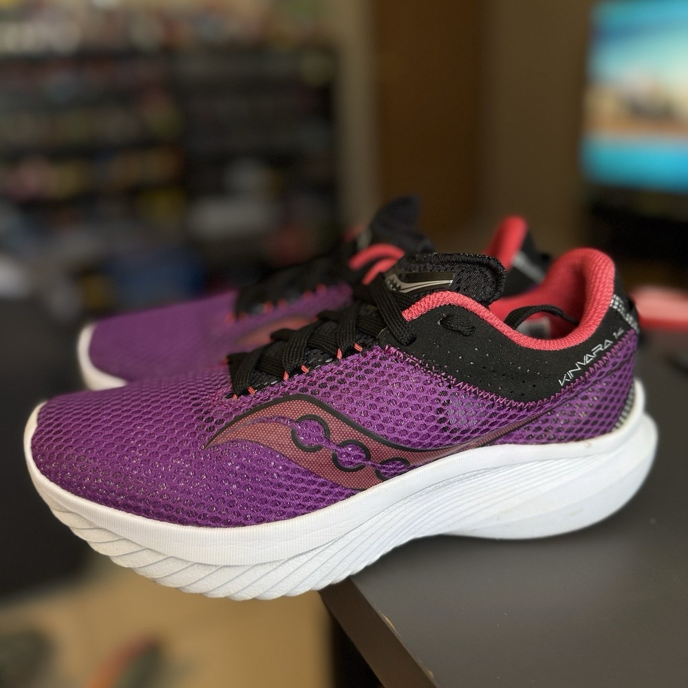 Saucony Kinvara 14 Women's 9.5 Purple White Sneakers S10823-91 Running Shoes